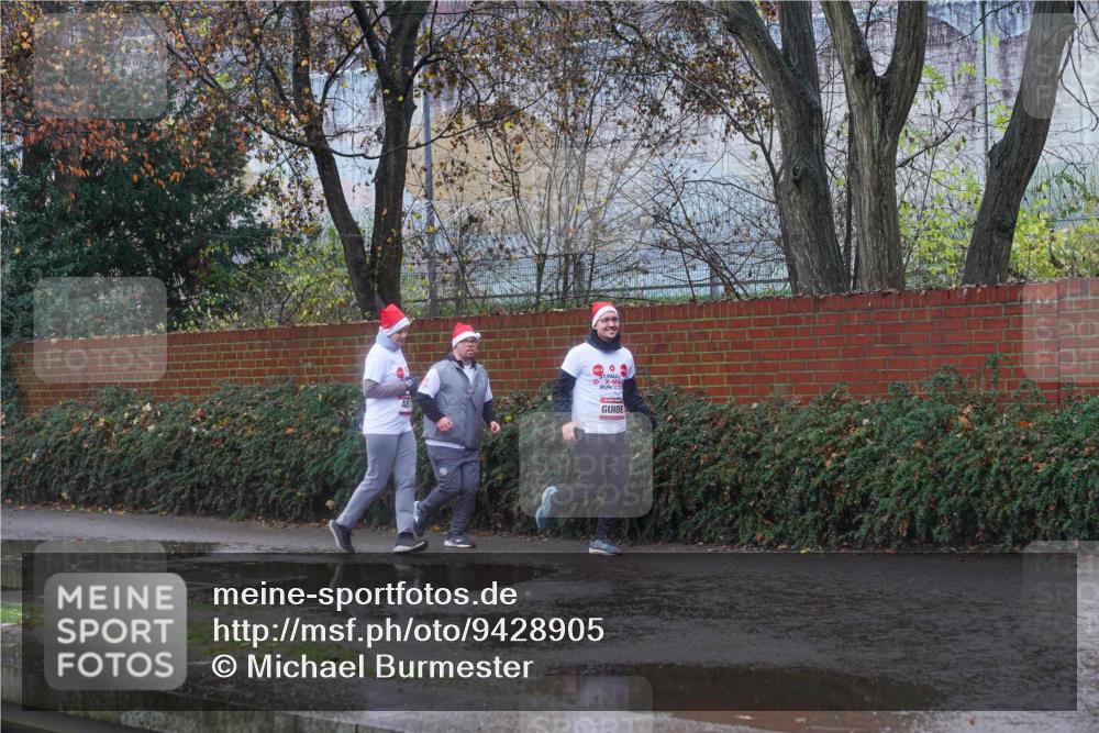 07.12.2025 - St. Pauli X-Mass-Run No. 15 Michael Burmester http://msf.ph/oto/9428905 07.12.2025 11:10:59 Laufen 481 meine-sportfotos.de