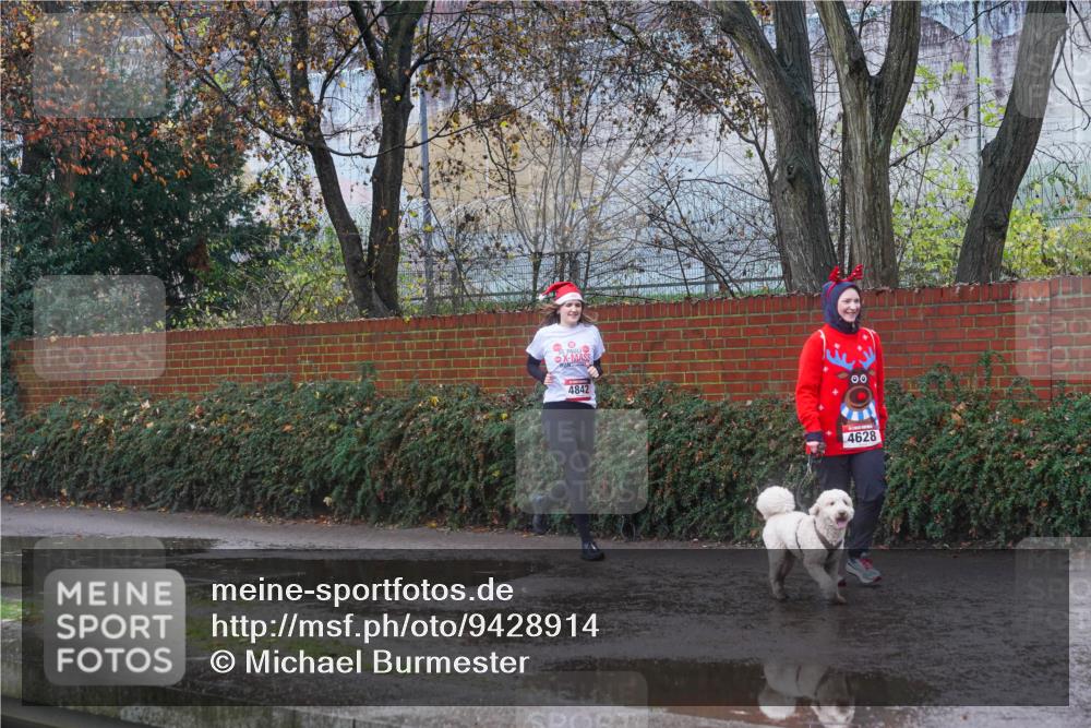 07.12.2025 - St. Pauli X-Mass-Run No. 15 Michael Burmester http://msf.ph/oto/9428914 07.12.2025 11:11:56 Laufen 4842, 00, 4628 meine-sportfotos.de