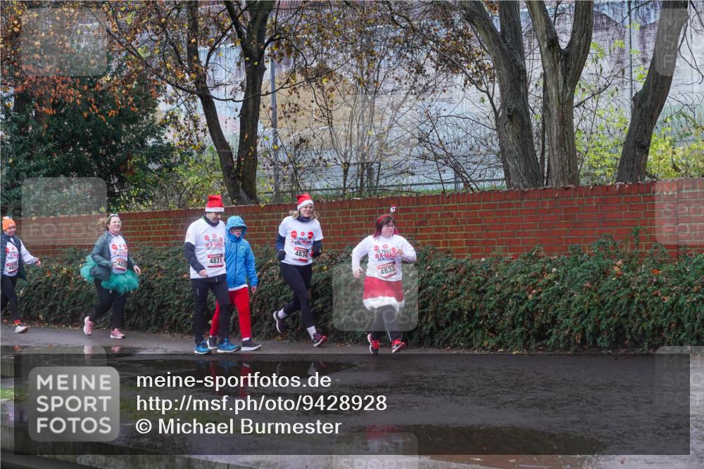 07.12.2025 - St. Pauli X-Mass-Run No. 15 Michael Burmester http://msf.ph/oto/9428928 07.12.2025 11:15:20 Laufen 4834, 482, 4831, 4833 meine-sportfotos.de