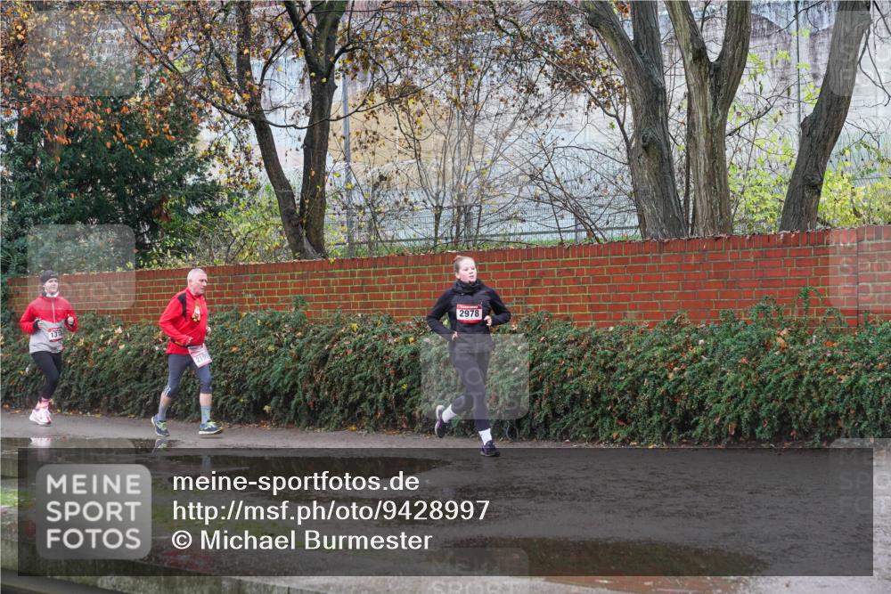 07.12.2025 - St. Pauli X-Mass-Run No. 15 Michael Burmester http://msf.ph/oto/9428997 07.12.2025 11:20:10 Laufen 131, 2978 meine-sportfotos.de