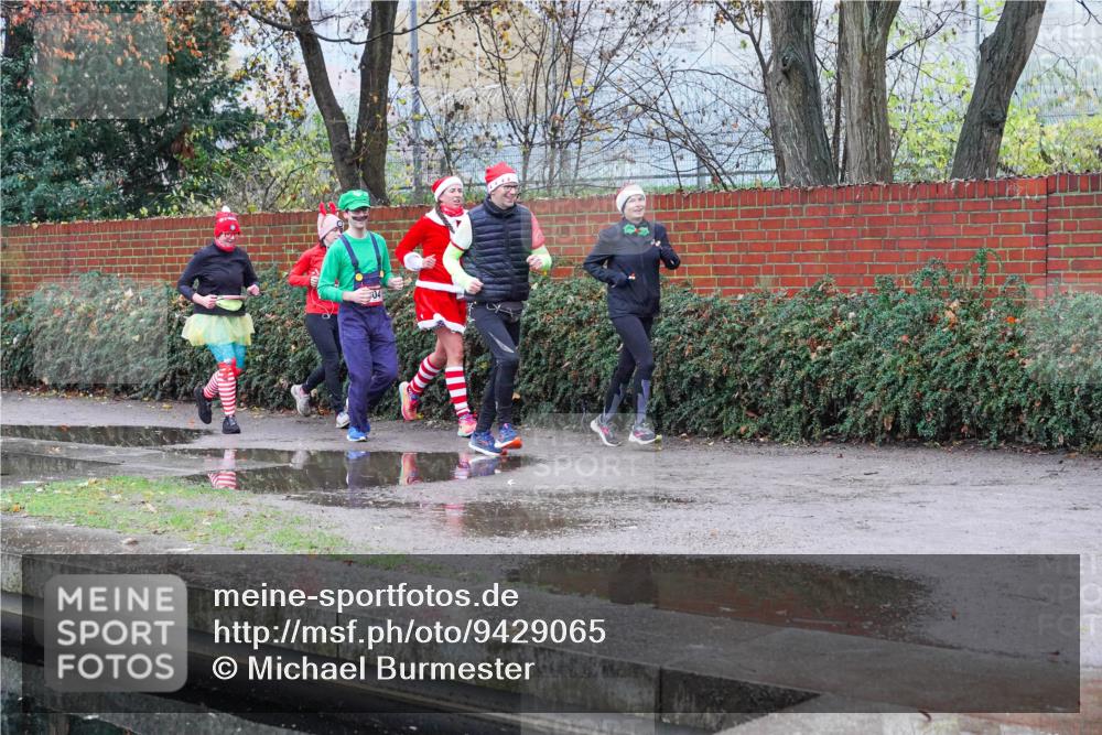 07.12.2025 - St. Pauli X-Mass-Run No. 15 Michael Burmester http://msf.ph/oto/9429065 07.12.2025 09:42:17 Laufen  meine-sportfotos.de