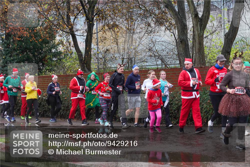 07.12.2025 - St. Pauli X-Mass-Run No. 15 Michael Burmester http://msf.ph/oto/9429216 07.12.2025 11:23:55 Laufen 3525, 222, 3504, 3639, 364, 3638, 4604, 4614, 3961, 3596 meine-sportfotos.de