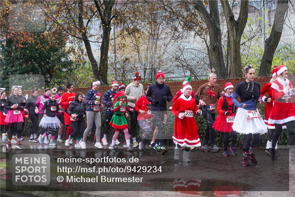07.12.2025 - St. Pauli X-Mass-Run No. 15 Michael Burmester http://msf.ph/oto/9429234 07.12.2025 11:24:01 Laufen 353, 356, 3623, 2716, 2568, 2222, 3960, 0, 71, 366 meine-sportfotos.de