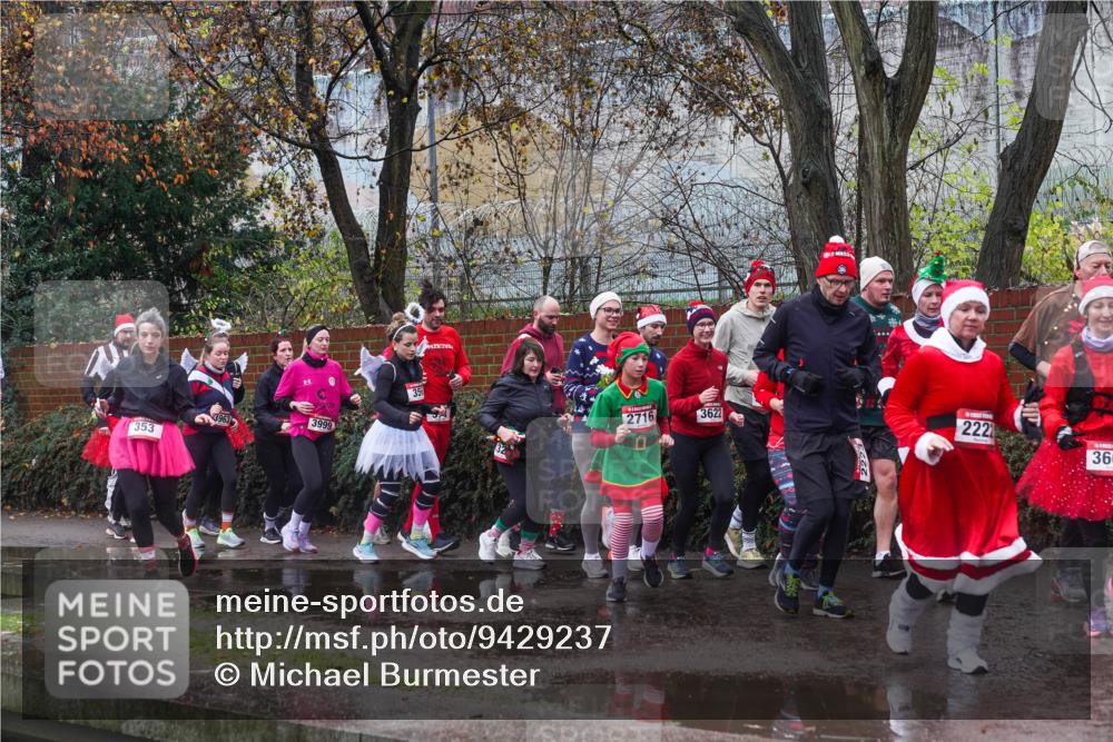 07.12.2025 - St. Pauli X-Mass-Run No. 15 Michael Burmester http://msf.ph/oto/9429237 07.12.2025 11:24:02 Laufen 353, 3999, 356, 2716, 3622, 2223, 222, 360 meine-sportfotos.de