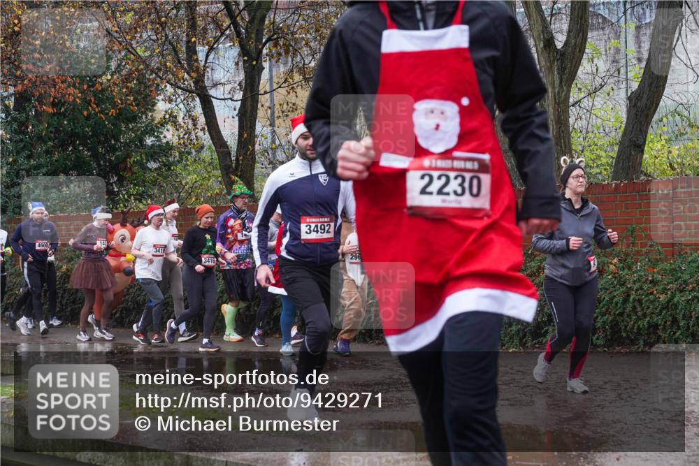 07.12.2025 - St. Pauli X-Mass-Run No. 15 Michael Burmester http://msf.ph/oto/9429271 07.12.2025 11:24:16 Laufen 4600, 3419, 3416, 3492, 296, 2230 meine-sportfotos.de
