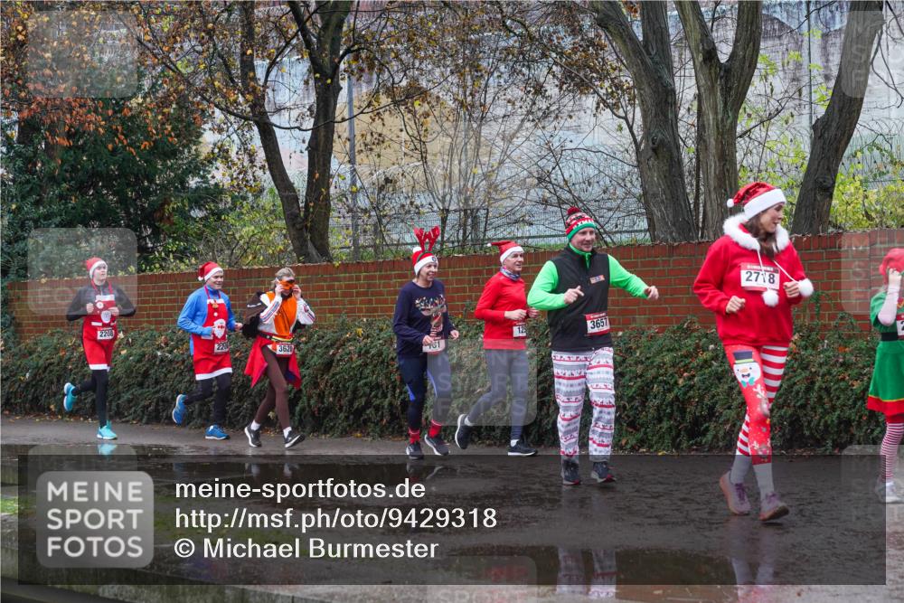 07.12.2025 - St. Pauli X-Mass-Run No. 15 Michael Burmester http://msf.ph/oto/9429318 07.12.2025 11:24:38 Laufen 2208, 3620, 3657, 2718 meine-sportfotos.de