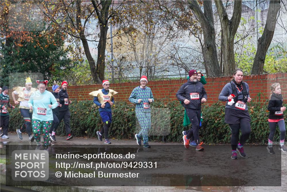 07.12.2025 - St. Pauli X-Mass-Run No. 15 Michael Burmester http://msf.ph/oto/9429331 07.12.2025 11:24:47 Laufen 293, 1238, 2941, 1239, 1622, 283, 287 meine-sportfotos.de