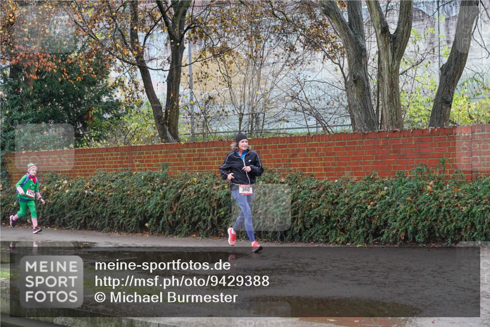 07.12.2025 - St. Pauli X-Mass-Run No. 15 Michael Burmester http://msf.ph/oto/9429388 07.12.2025 11:25:36 Laufen 1471, 360 meine-sportfotos.de