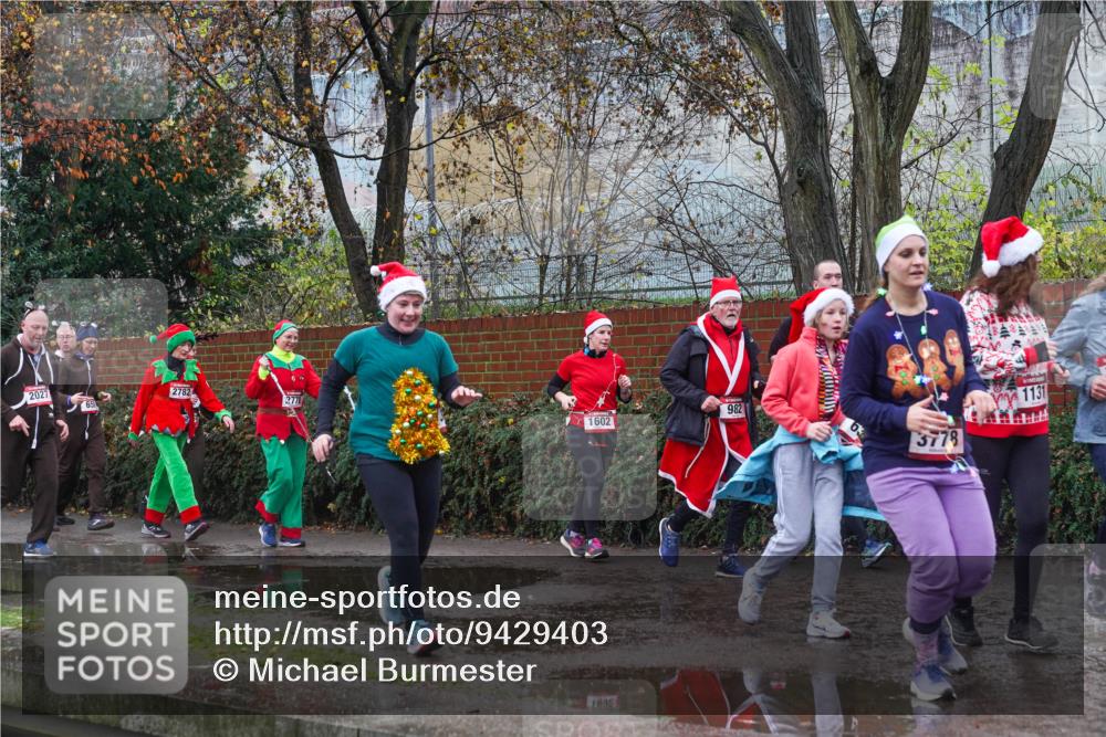07.12.2025 - St. Pauli X-Mass-Run No. 15 Michael Burmester http://msf.ph/oto/9429403 07.12.2025 11:25:48 Laufen 2027, 651, 2782, 2778, 982, 1602, 3778, 1131 meine-sportfotos.de