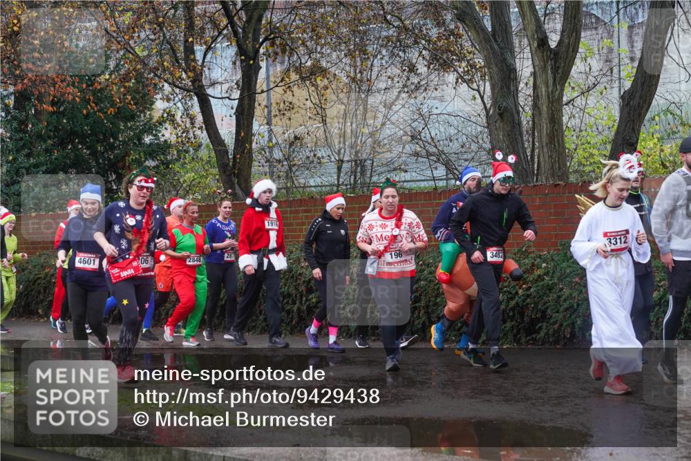 07.12.2025 - St. Pauli X-Mass-Run No. 15 Michael Burmester http://msf.ph/oto/9429438 07.12.2025 11:26:02 Laufen 06, 2848, 287, 4601, 0, 1916, 196, 3482, 3312 meine-sportfotos.de