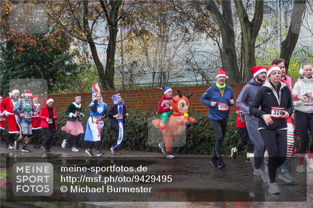 07.12.2025 - St. Pauli X-Mass-Run No. 15 Michael Burmester http://msf.ph/oto/9429495 07.12.2025 11:26:38 Laufen 2203, 2670, 2585, 2589, 610, 3247, 3245, 075 meine-sportfotos.de