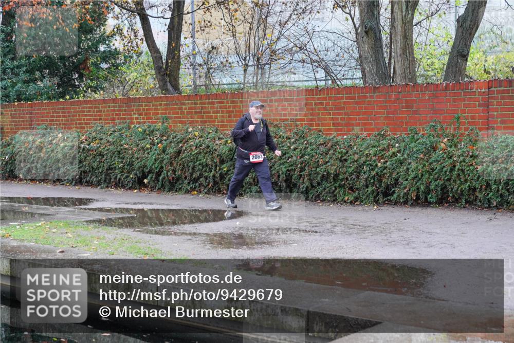 07.12.2025 - St. Pauli X-Mass-Run No. 15 Michael Burmester http://msf.ph/oto/9429679 07.12.2025 09:48:58 Laufen 2663 meine-sportfotos.de