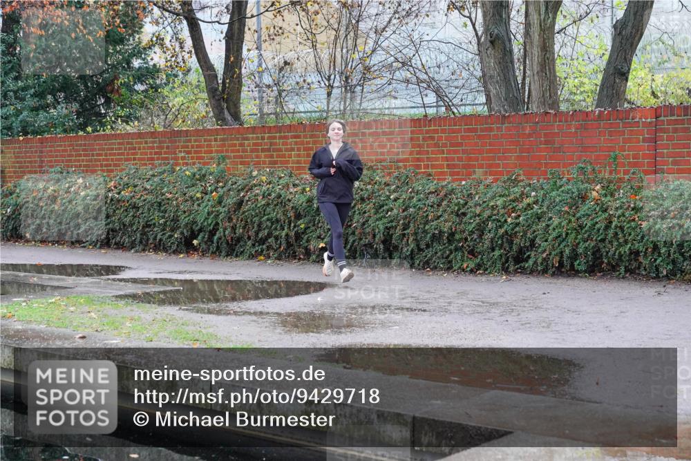 07.12.2025 - St. Pauli X-Mass-Run No. 15 Michael Burmester http://msf.ph/oto/9429718 07.12.2025 09:52:14 Laufen  meine-sportfotos.de