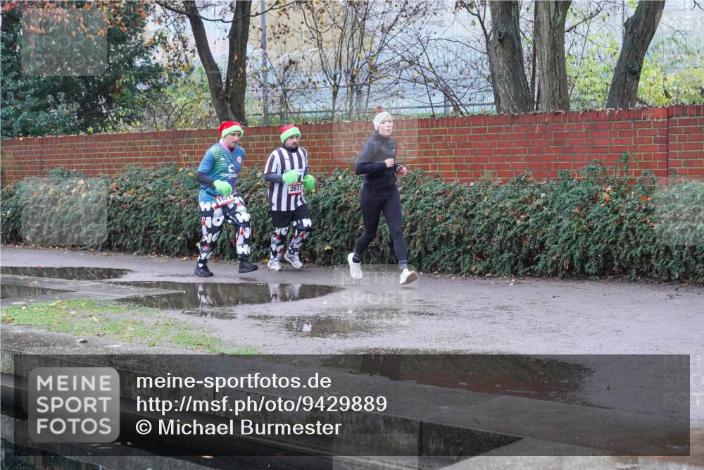 07.12.2025 - St. Pauli X-Mass-Run No. 15 Michael Burmester http://msf.ph/oto/9429889 07.12.2025 10:00:26 Laufen 2631 meine-sportfotos.de
