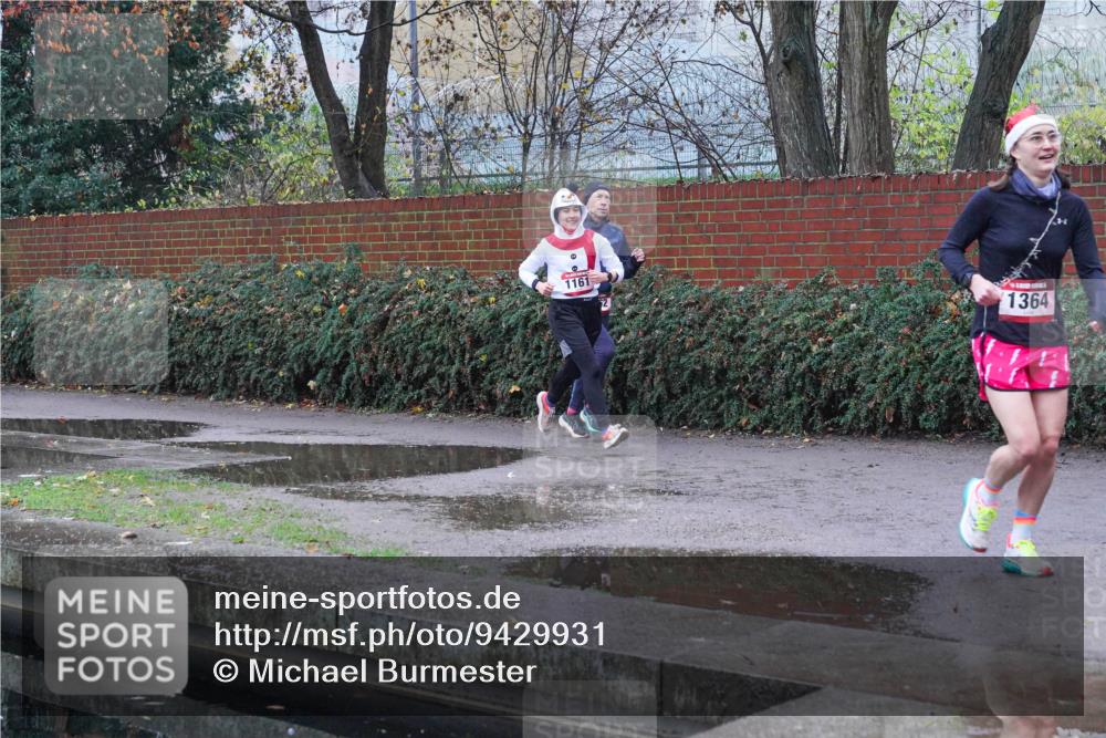 07.12.2025 - St. Pauli X-Mass-Run No. 15 Michael Burmester http://msf.ph/oto/9429931 07.12.2025 10:00:55 Laufen 1161, 1364 meine-sportfotos.de