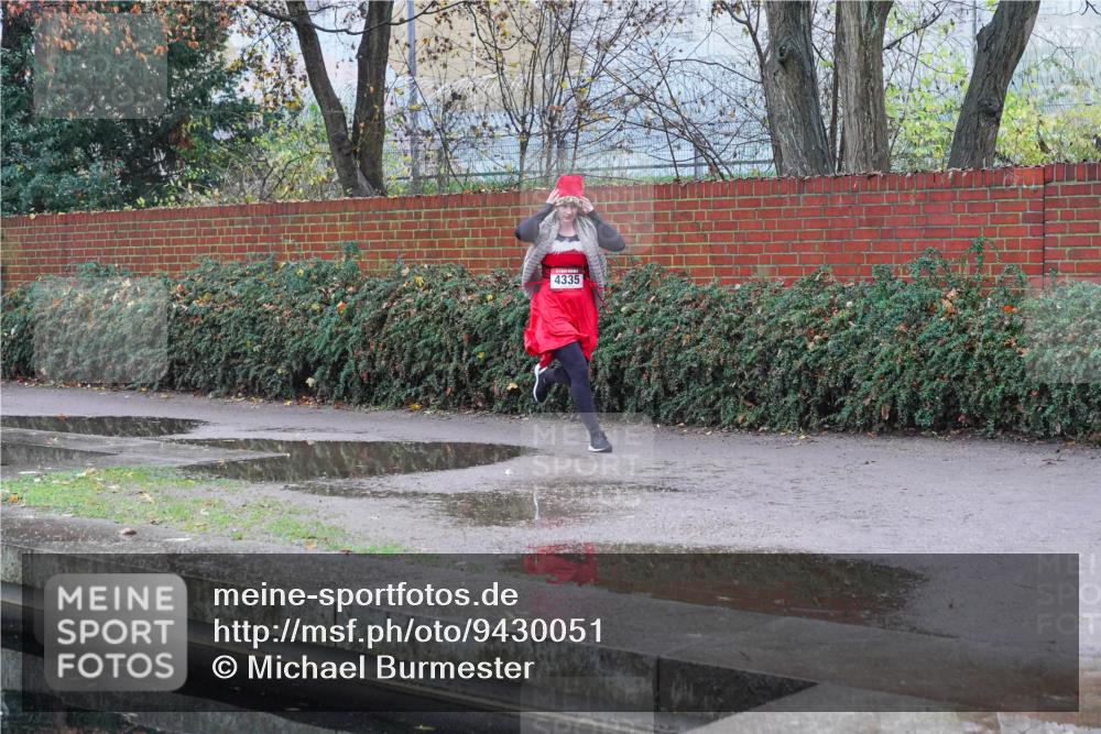 07.12.2025 - St. Pauli X-Mass-Run No. 15 Michael Burmester http://msf.ph/oto/9430051 07.12.2025 10:02:23 Laufen 4335 meine-sportfotos.de