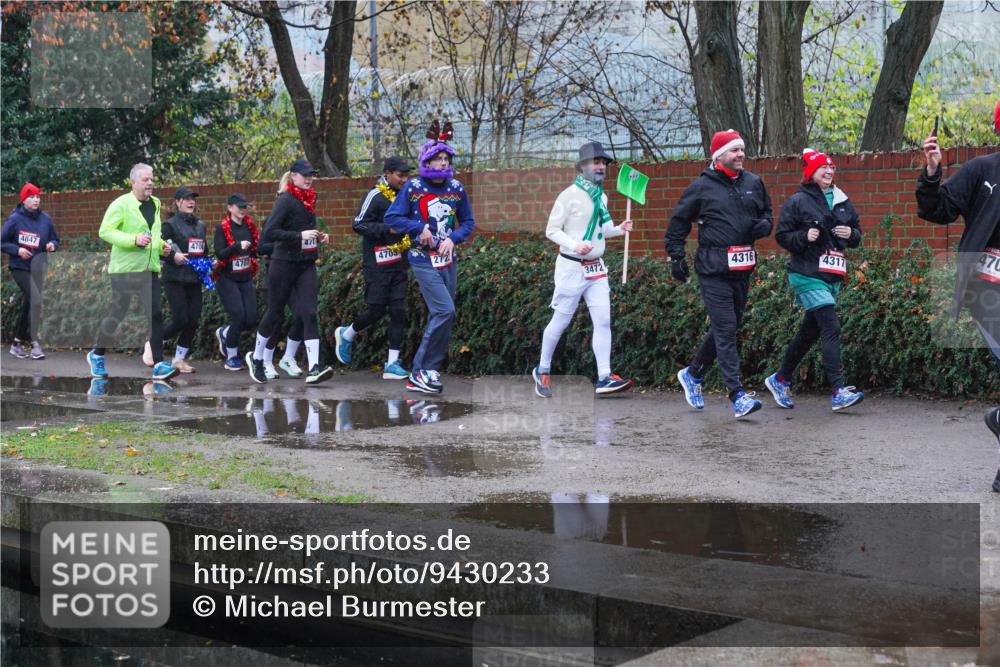 07.12.2025 - St. Pauli X-Mass-Run No. 15 Michael Burmester http://msf.ph/oto/9430233 07.12.2025 10:06:48 Laufen 4847, 470, 4706, 4707, 4705, 272, 3472, 4316, 4317, 470 meine-sportfotos.de