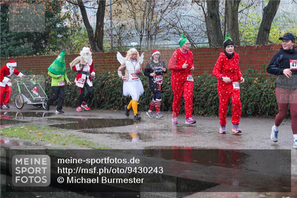 07.12.2025 - St. Pauli X-Mass-Run No. 15 Michael Burmester http://msf.ph/oto/9430243 07.12.2025 10:07:02 Laufen 3218, 3377, 1329, 3791, 3090, 30, 47 meine-sportfotos.de