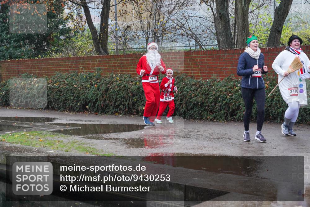 07.12.2025 - St. Pauli X-Mass-Run No. 15 Michael Burmester http://msf.ph/oto/9430253 07.12.2025 10:07:32 Laufen 4275, 4274, 8389, 3476 meine-sportfotos.de