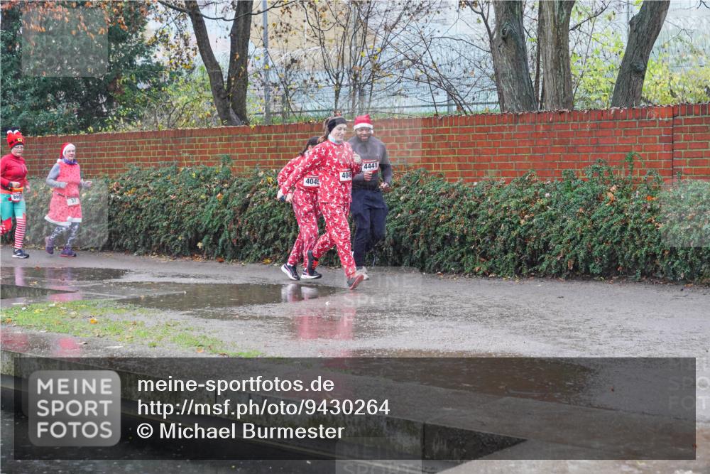 07.12.2025 - St. Pauli X-Mass-Run No. 15 Michael Burmester http://msf.ph/oto/9430264 07.12.2025 10:08:50 Laufen 4441, 404, 404 meine-sportfotos.de