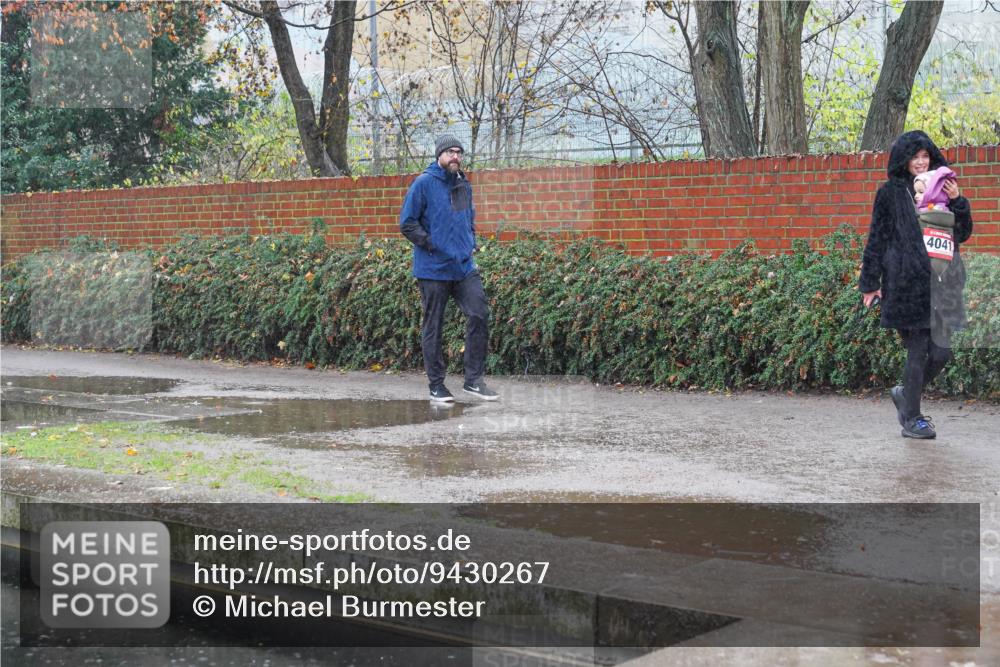 07.12.2025 - St. Pauli X-Mass-Run No. 15 Michael Burmester http://msf.ph/oto/9430267 07.12.2025 10:09:46 Laufen 4041 meine-sportfotos.de