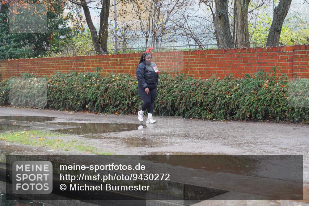 07.12.2025 - St. Pauli X-Mass-Run No. 15 Michael Burmester http://msf.ph/oto/9430272 07.12.2025 10:11:04 Laufen 476 meine-sportfotos.de