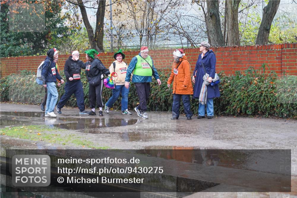 07.12.2025 - St. Pauli X-Mass-Run No. 15 Michael Burmester http://msf.ph/oto/9430275 07.12.2025 10:12:29 Laufen 47564, 4757 meine-sportfotos.de