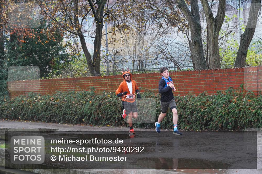 07.12.2025 - St. Pauli X-Mass-Run No. 15 Michael Burmester http://msf.ph/oto/9430292 07.12.2025 10:17:56 Laufen 608 meine-sportfotos.de