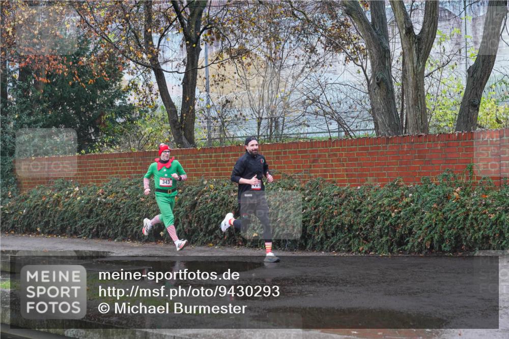 07.12.2025 - St. Pauli X-Mass-Run No. 15 Michael Burmester http://msf.ph/oto/9430293 07.12.2025 10:18:00 Laufen 343 meine-sportfotos.de