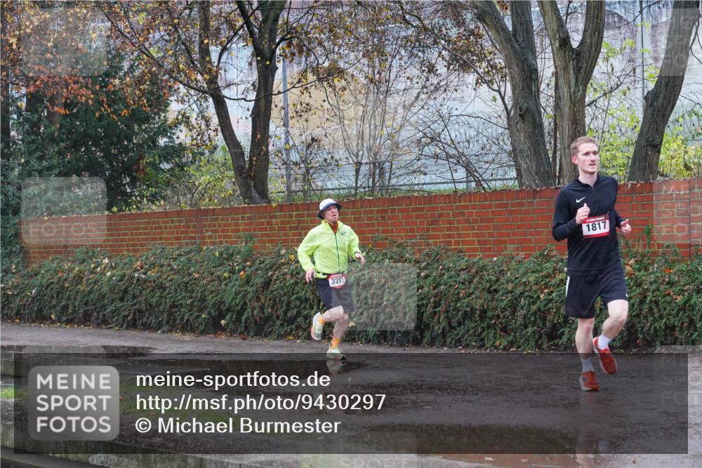 07.12.2025 - St. Pauli X-Mass-Run No. 15 Michael Burmester http://msf.ph/oto/9430297 07.12.2025 10:18:17 Laufen 3267, 1817 meine-sportfotos.de
