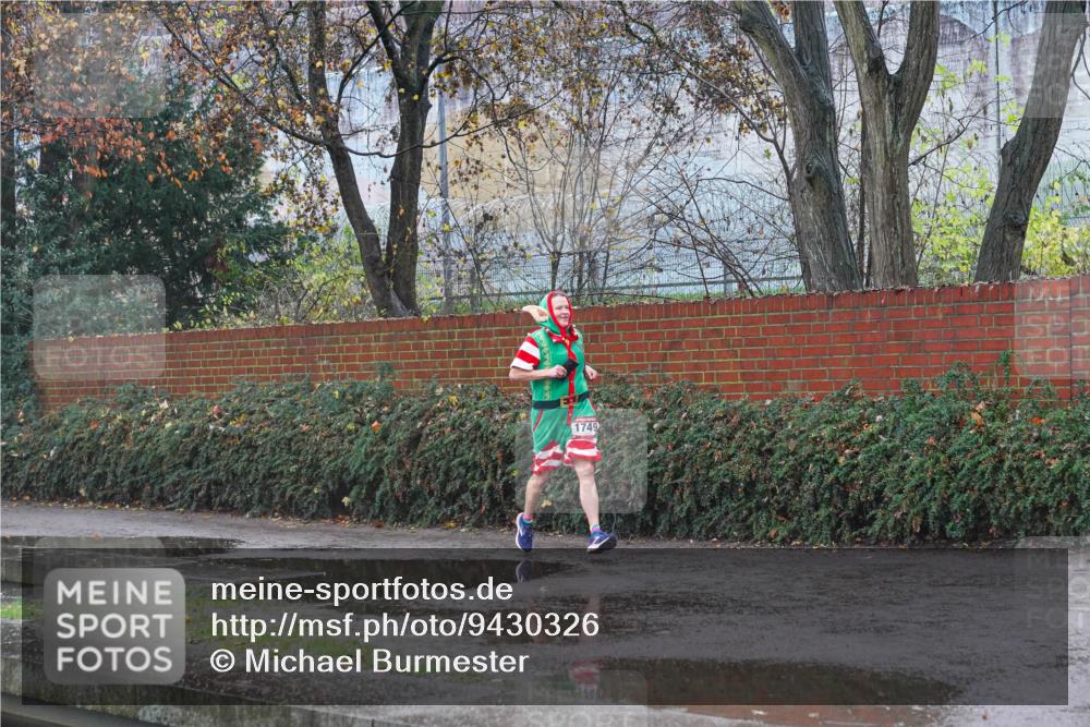 07.12.2025 - St. Pauli X-Mass-Run No. 15 Michael Burmester http://msf.ph/oto/9430326 07.12.2025 10:20:37 Laufen 1749 meine-sportfotos.de