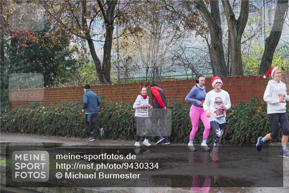 07.12.2025 - St. Pauli X-Mass-Run No. 15 Michael Burmester http://msf.ph/oto/9430334 07.12.2025 10:20:52 Laufen 1794, 3408 meine-sportfotos.de