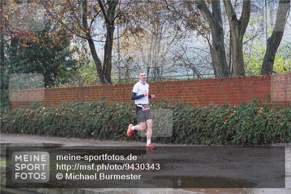 07.12.2025 - St. Pauli X-Mass-Run No. 15 Michael Burmester http://msf.ph/oto/9430343 07.12.2025 10:21:24 Laufen 3056 meine-sportfotos.de
