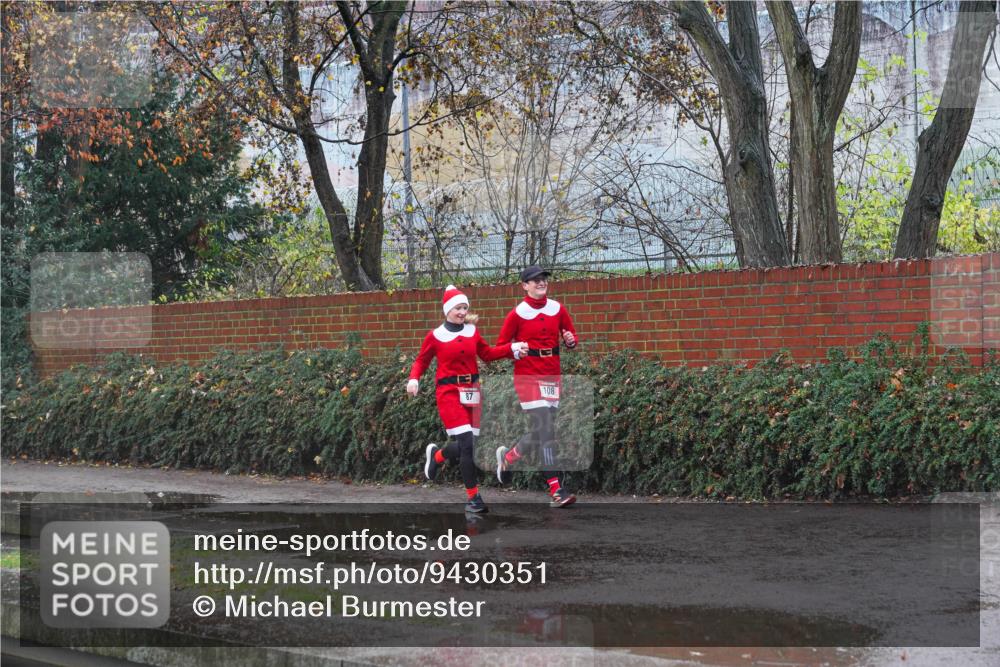 07.12.2025 - St. Pauli X-Mass-Run No. 15 Michael Burmester http://msf.ph/oto/9430351 07.12.2025 10:21:43 Laufen 108, 87 meine-sportfotos.de