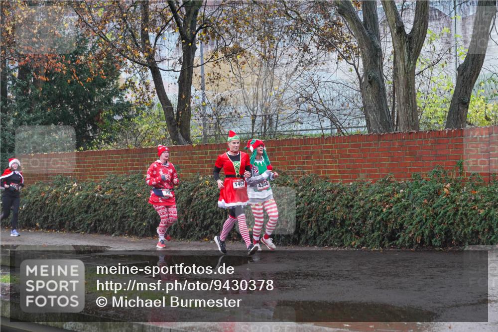 07.12.2025 - St. Pauli X-Mass-Run No. 15 Michael Burmester http://msf.ph/oto/9430378 07.12.2025 10:22:23 Laufen 1457, 4304 meine-sportfotos.de