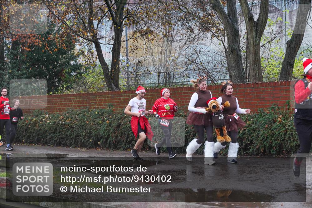 07.12.2025 - St. Pauli X-Mass-Run No. 15 Michael Burmester http://msf.ph/oto/9430402 07.12.2025 10:22:52 Laufen 4104, 2931 meine-sportfotos.de