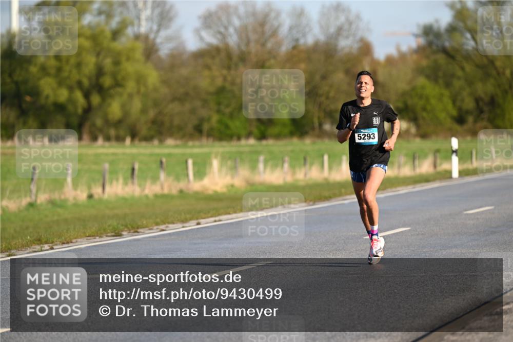 12.04.2026 - 45. Internationalen Wilhelmsburger Insellauf Dr. Thomas Lammeyer http://msf.ph/oto/9430499 12.04.2026 09:06:43 Laufen 5293 meine-sportfotos.de