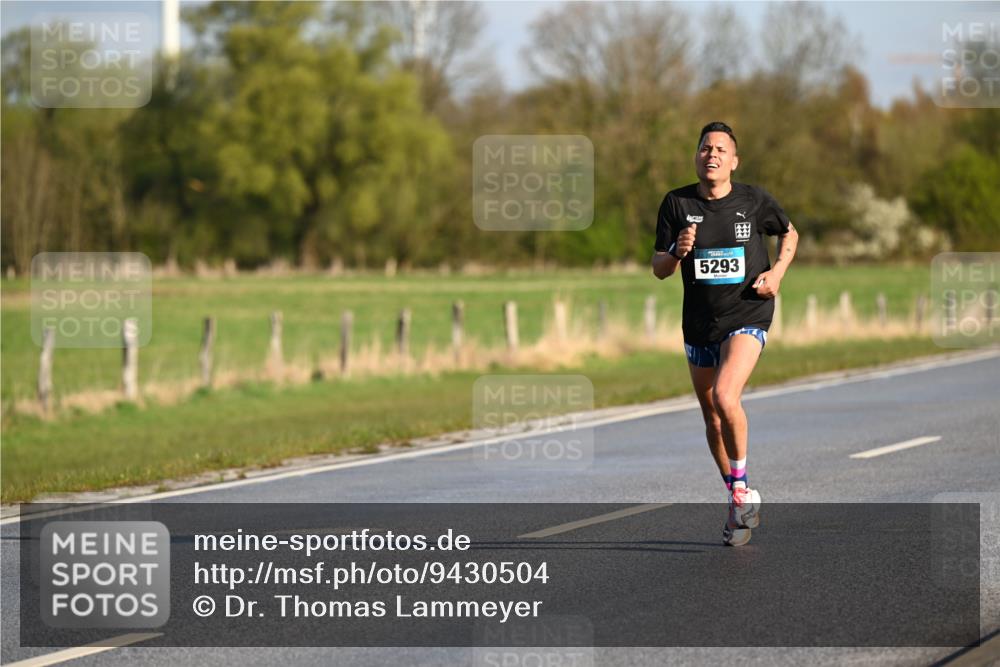12.04.2026 - 45. Internationalen Wilhelmsburger Insellauf Dr. Thomas Lammeyer http://msf.ph/oto/9430504 12.04.2026 09:06:43 Laufen 5293 meine-sportfotos.de