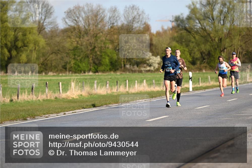 12.04.2026 - 45. Internationalen Wilhelmsburger Insellauf Dr. Thomas Lammeyer http://msf.ph/oto/9430544 12.04.2026 09:07:16 Laufen 17, 4034, 3521 meine-sportfotos.de