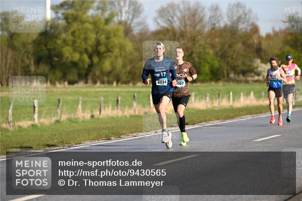 12.04.2026 - 45. Internationalen Wilhelmsburger Insellauf Dr. Thomas Lammeyer http://msf.ph/oto/9430565 12.04.2026 09:07:19 Laufen 17, 3521, 4034, 507, 2408 meine-sportfotos.de