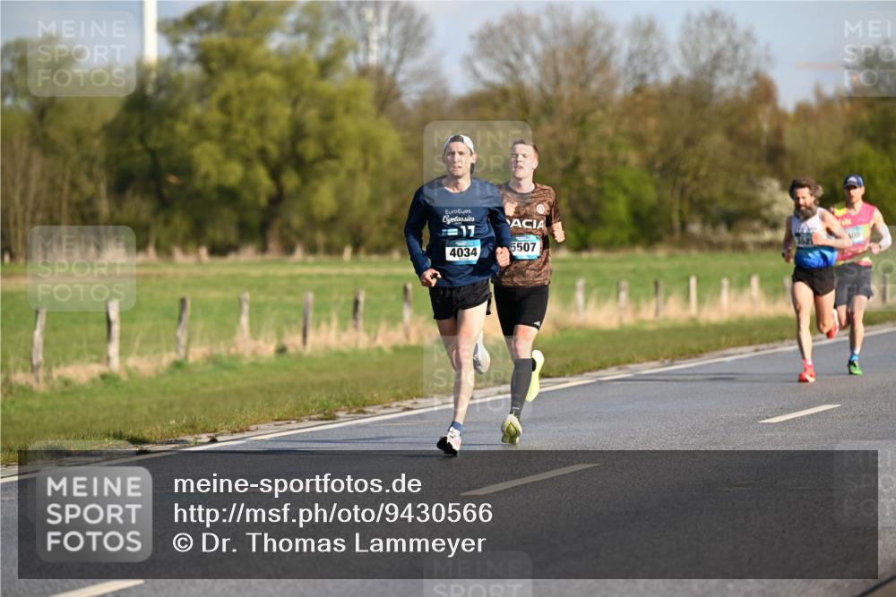 12.04.2026 - 45. Internationalen Wilhelmsburger Insellauf Dr. Thomas Lammeyer http://msf.ph/oto/9430566 12.04.2026 09:07:19 Laufen 17, 4034, 5507, 108 meine-sportfotos.de