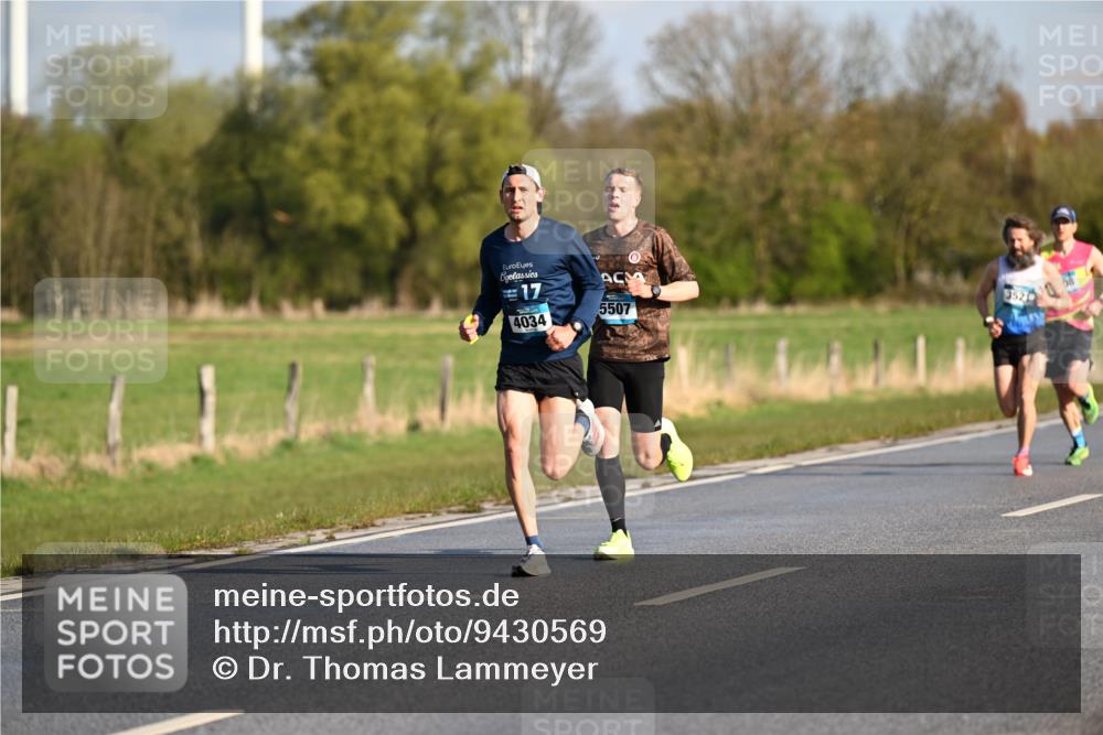 12.04.2026 - 45. Internationalen Wilhelmsburger Insellauf Dr. Thomas Lammeyer http://msf.ph/oto/9430569 12.04.2026 09:07:19 Laufen 17, 5507, 4034, 3520 meine-sportfotos.de