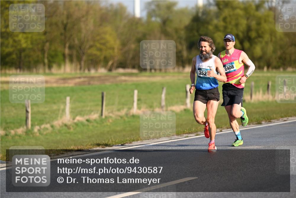 12.04.2026 - 45. Internationalen Wilhelmsburger Insellauf Dr. Thomas Lammeyer http://msf.ph/oto/9430587 12.04.2026 09:07:23 Laufen 352, 2408 meine-sportfotos.de