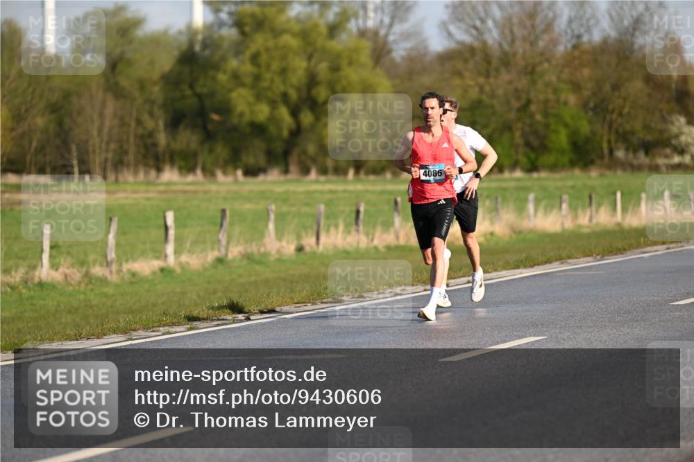 12.04.2026 - 45. Internationalen Wilhelmsburger Insellauf Dr. Thomas Lammeyer http://msf.ph/oto/9430606 12.04.2026 09:07:46 Laufen 4086 meine-sportfotos.de