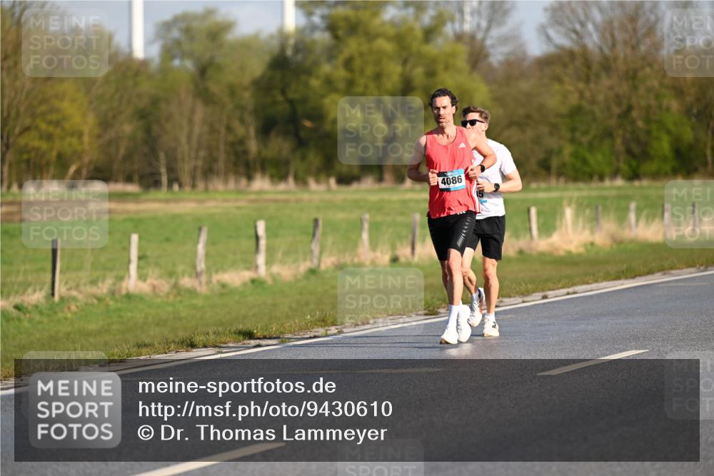 12.04.2026 - 45. Internationalen Wilhelmsburger Insellauf Dr. Thomas Lammeyer http://msf.ph/oto/9430610 12.04.2026 09:07:46 Laufen 4086 meine-sportfotos.de