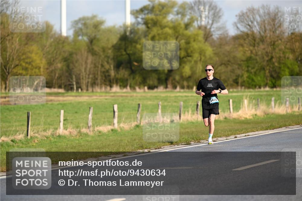 12.04.2026 - 45. Internationalen Wilhelmsburger Insellauf Dr. Thomas Lammeyer http://msf.ph/oto/9430634 12.04.2026 09:07:55 Laufen 3429 meine-sportfotos.de