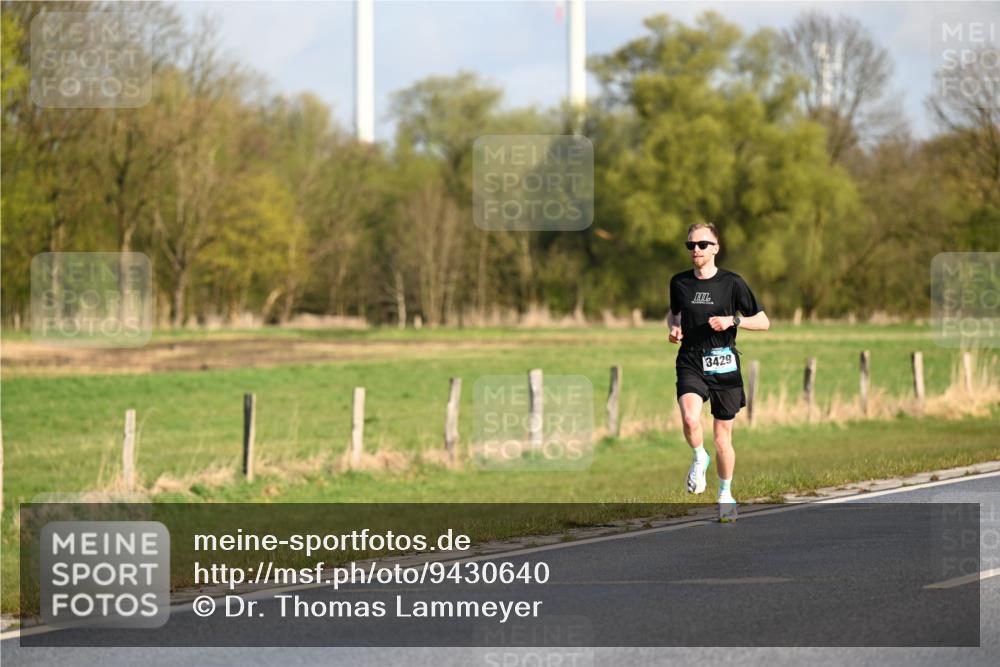 12.04.2026 - 45. Internationalen Wilhelmsburger Insellauf Dr. Thomas Lammeyer http://msf.ph/oto/9430640 12.04.2026 09:07:55 Laufen 3429 meine-sportfotos.de