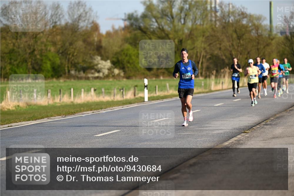 12.04.2026 - 45. Internationalen Wilhelmsburger Insellauf Dr. Thomas Lammeyer http://msf.ph/oto/9430684 12.04.2026 09:08:21 Laufen 2242 meine-sportfotos.de