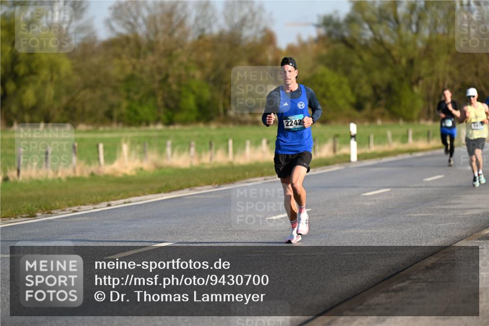12.04.2026 - 45. Internationalen Wilhelmsburger Insellauf Dr. Thomas Lammeyer http://msf.ph/oto/9430700 12.04.2026 09:08:24 Laufen 2242 meine-sportfotos.de
