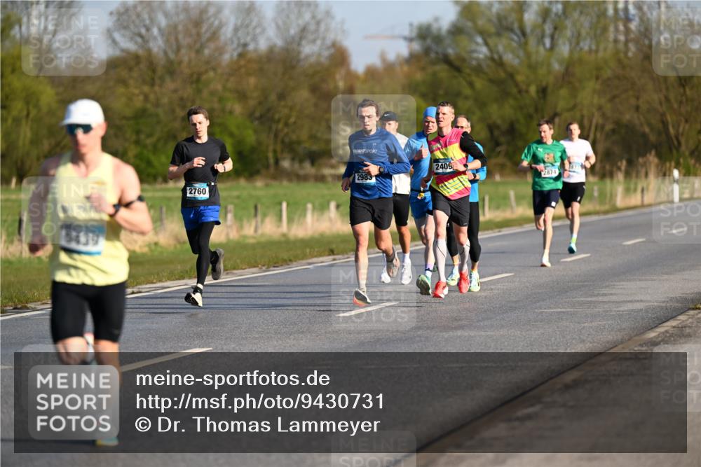 12.04.2026 - 45. Internationalen Wilhelmsburger Insellauf Dr. Thomas Lammeyer http://msf.ph/oto/9430731 12.04.2026 09:08:30 Laufen 5439, 2760, 2983, 2409, 2874 meine-sportfotos.de
